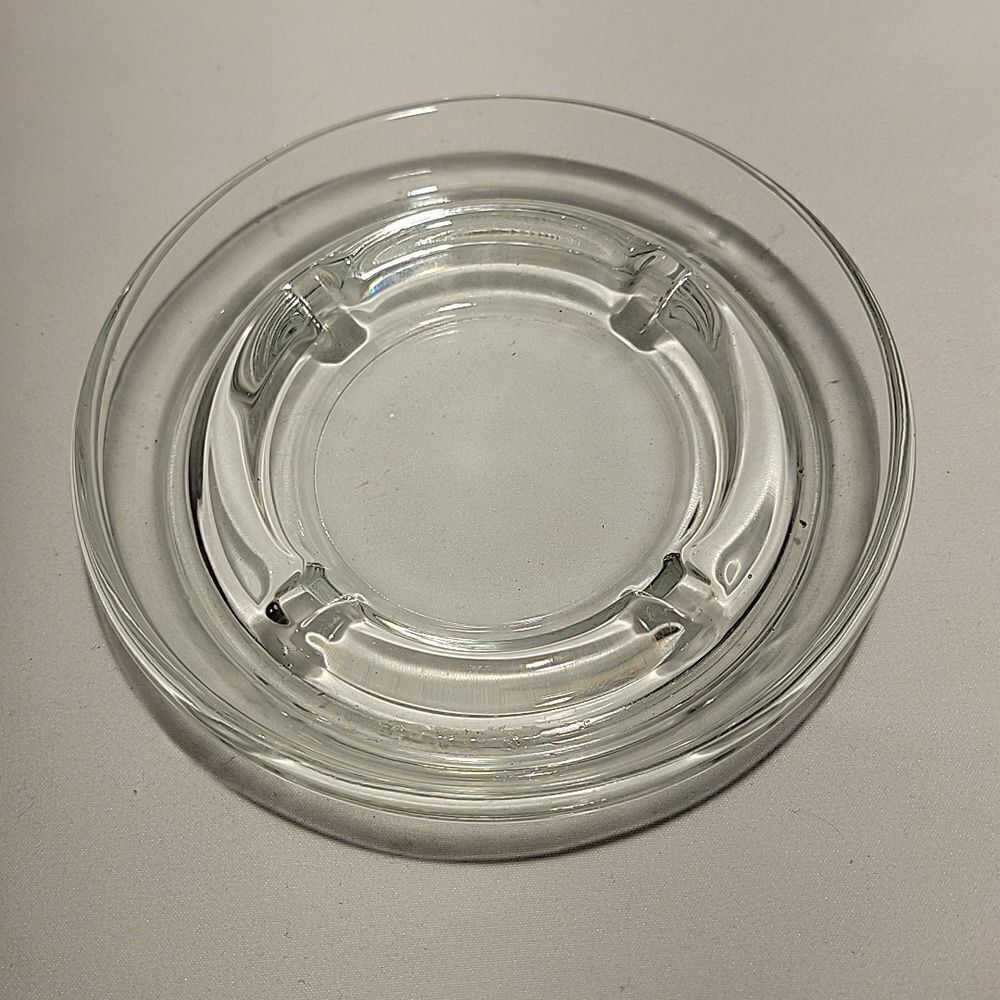 Glass ashtray